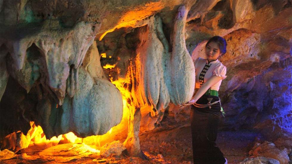 gruta de Tien Nu